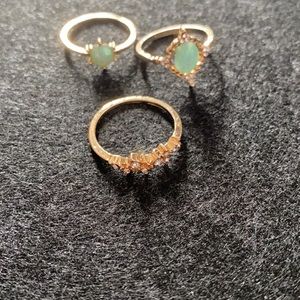 Bundle of contemporary rings